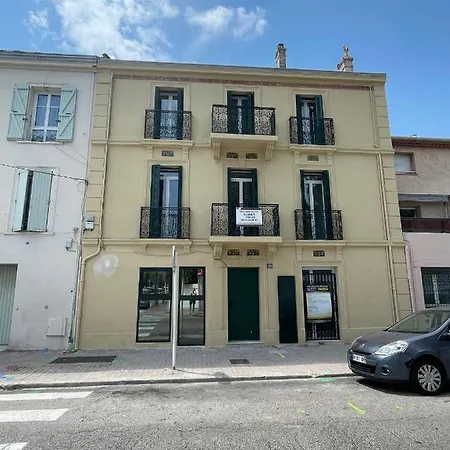 Apartman Cosy Avec Belle Terrasse Centre - Neg5
